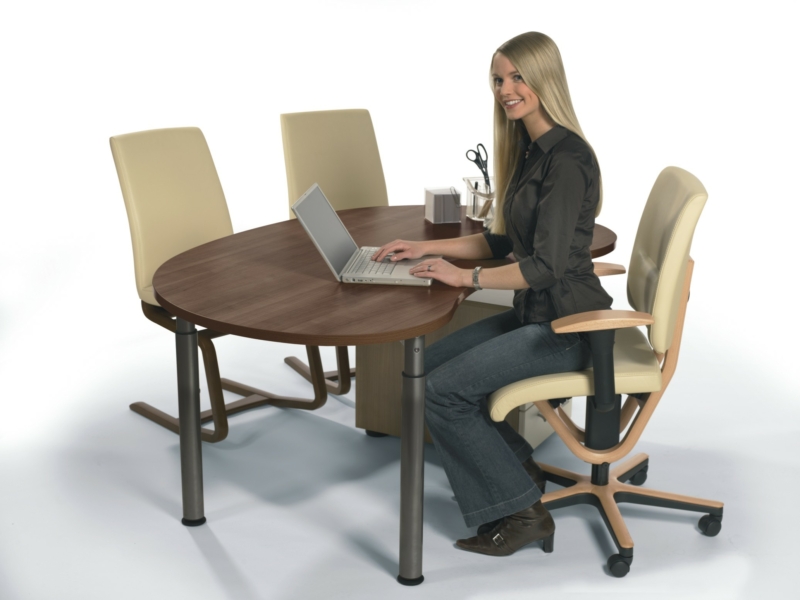 MOIZI 21_Schreibtisch a<br>JPG | 2070 x 1549 px | 252 kb